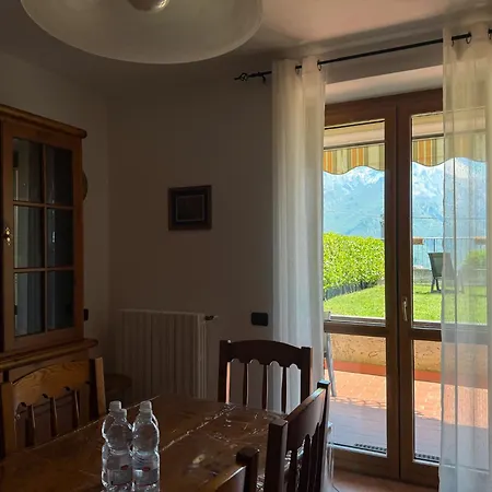 Apartment La Gioiosa With Garden Terrace Civenna