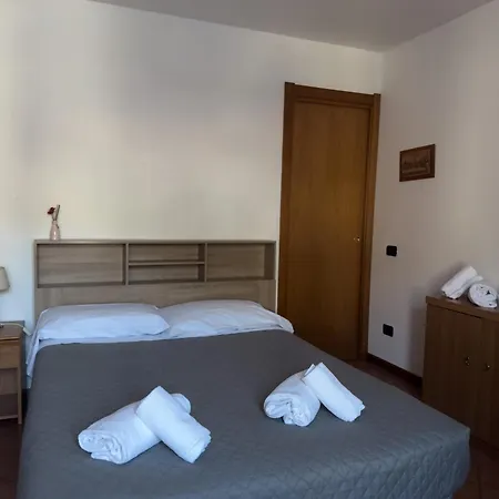 La Gioiosa With Garden Terrace Apartment
